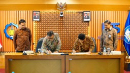 Kementerian Kominfo dan ITS Kembangkan Robot Pelayanan Publik