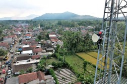XL Axiata Pastikan Jaringannya di Sekitar Semeru Aman