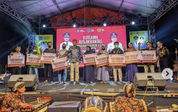 Pak Yes Ajak Warga Lamongan Lawan Rokok Ilegal