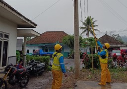 Erupsi Gunung Semeru, PLN Siaga Amankan Jaringan Listrik