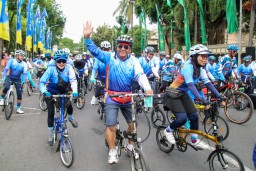 Ikasmadabaya Cycling Community Gowes Keliling Kota Lamongan Sambil Kulineran