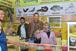 Bupati Lamongan Resmikan New Sentra PKL Andansari