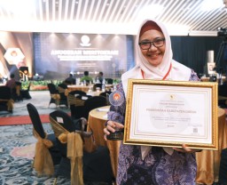 Pemkab Gresik Raih Penghargaan Meritokrasi 2022