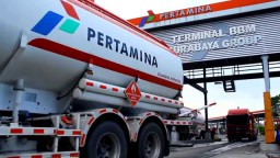 Pertamina Patra Niaga Cek Fasilitas BBM dan LPG di Integrated Terminal Surabaya