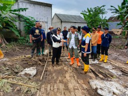 Jasa Tirta I Bangun Tanggul Darurat Kali Brangkal Mojokerto