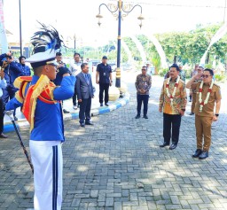 Pj Gubernur Adhy Apresiasi 24.423 Siswa Jatim Lolos SNPB 2024