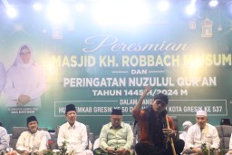 Bupati Fandi Akhmad Yani Resmikan Masjid KH. Robbach Ma'sum di Komplek Islamic Center