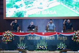 Sampaikan Nota Penjelasan Usulan Raperda RUED, Pj. Gubernur Adhy Beberkan Dukungan Terhadap Potensi Energi di Jawa Timur