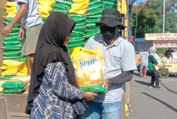 Bazar Ramadhan di Alun-alun Kanigoro Kabupaten Blitar