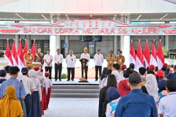 Presiden Jokowi Resmikan 4 Bandara Baru di Sulawesi