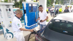 PLN Catat Ada Kenaikan Transaksi 5 Kali Lipat di SPKLU Selama Lebaran