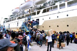 Puncak Arus Balik di Pelabuhan GSN Tanjung Perak Dipresiksi Terjadi Besok 16 April