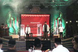 Bandeng Seukuran Balita Menangkan Kontes Pasar Bandeng Gresik