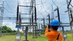 PLN UIT JBM Pantau Sistem Transmisi Selama Lebaran