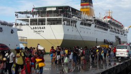 H+3 Lebaran, Penumpang Tiba di Pelabuhan Tanjung Perak Didominasi dari Balikpapan