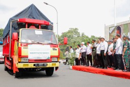 Terima Bantuan Alsintan serta Jutaan Benih, Pj. Gubernur Adhy Optimis Produksi Pertanian Jatim Meningkat dan Pertahankan Status Lumbung Pangan Nasional