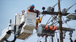 Triwulan I/2024, Penjualan Listrik Sektor Bisnis dan Industri di Jatim Tumbuh 6,76%