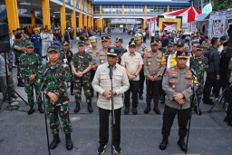 Menhub Minta Petugas Prioritaskan Keselamatan dan Keamanan Pemudik