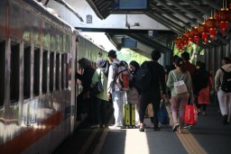 Penumpang KAI Daop 8 Surabaya Capai 24.294 Orang pada H-2