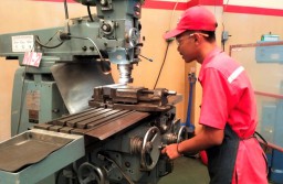 UKM Binaan SIG Sukses Gantikan Sparepart Impor di Pabrik Semen