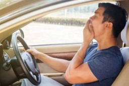 Ngantuk Saat Nyetir, Istirahat Cukup Atau Ikuti Tips Ini