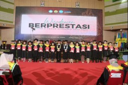 Wow, UNEJ Wisuda Mahasiswa 10 Kali Dalam Setahun