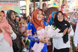 Program Gelora Cinta, Bupati Ikfina Ajak Ibu dan Anak Jaga Kesehatan