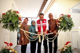 Pemkot Surabaya Sediakan Kolam Renang Gratis Bagi Anak Stunting dan Gizi Buruk