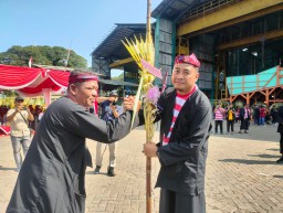 Petik Tebu Manten dan Selamatan Buka Giling SGN PG Semboro, Simbol Harmonisasi PG dengan Petani Tebu