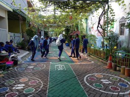 SMPN 2 Beji Pasuruan Gelar Outing Class Pemilahan dan Pengolahan Sampah di Kampung Edukasi Sampah Sebagai Bagian dari Projek Penguatan Profil Pelajar Pancasila (P5)