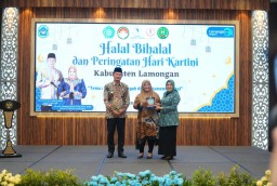 Bupati Yuhronur Sebut Perempuan Miliki Peran Penting dalam Pembangunan Keluarga