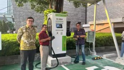 Utomo Charge Patok Biaya Layanan di SPKLU Yang Dikelolanya