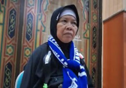 Perjuangan Suhriyeh, Kuli Panggul Pasar Pabean Yang Kini Berangkat ke Baitullah