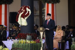 Plh. Gubernur Jatim Bobby Ajak Generasi Muda Kuasai Teknologi