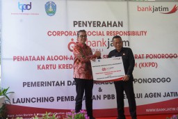 Sinergi dengan Pemkab Ponorogo, BankJatim Lakukan Penataan Alun-Alun