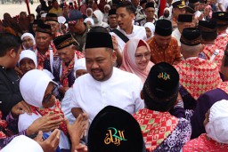 Bupati Gresik Lepas Keberangkatan 169 Jamaah Calon Haji