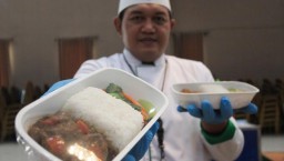 Ini Menu Katering Untuk Jamaah Haji Embarkasi Surabaya, Enak dan Bergizi
