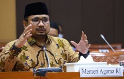 Menag Ancam Cabut Izin Travel Yang Berikan Non Visa Haji