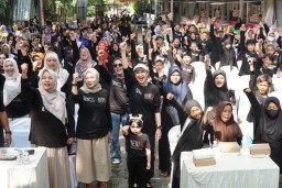 Ratusan Anak Yatim Diajak Jalan-jalan PKK Kabupaten Kediri