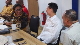 Pj Gubernur Papua Tengah : Warga Kami Bangga Tembaga dari Mimika Dikirim ke Gresik Dukung Hilirisasi
