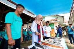 Pandai Besi Banyuwangi Siap Bersaing dengan Produk Pabrikan