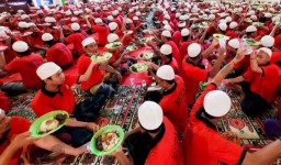Idul Adha, Warga Binaan Rutan Situbondo Makan Sate Bareng