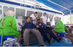 Pelindo Marine Service Gelar Donor Darah di Kapal RSTKA