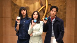 Pakai Galaxy Z Flip6, Ini Alasan Vidi Aldiano Join the Flip Side Bareng Pevita & Anya!