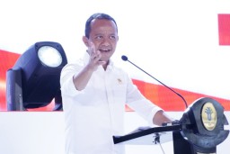 Menteri Bahlil Pastikan Perpanjangan Freeport Turun Sebelum Jokowi Lengser
