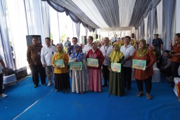 Bank Jatim Dukung Pemprov Jawa Timur Salurkan BLT di Bojonegoro