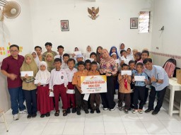 MPM Honda Jatim Kembali Salurkan Beasiswa untuk Anak Asuh.
