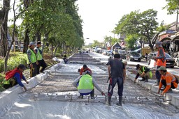 Pengecoran Jalan Dupak Surabaya Ditarget Selesai Agustus