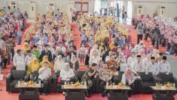 Bupati Gresik Ajak Penuhi Hak Dasar Anak