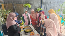 Peringati Hari Kebaya Nasional, Srikandi PLN Gelar Aksi Sosial dan Tetap Siaga Layani Pelanggan